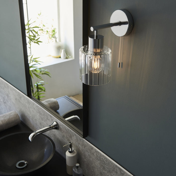 Endon 95510 Bathroom 1 Light Wall Light Chrome Plate & Clear Ribbed Glass