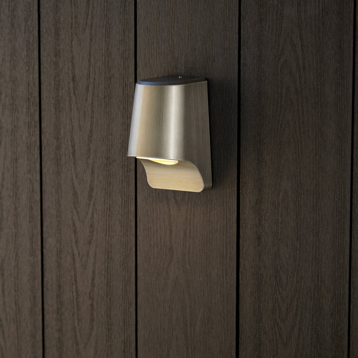 Endon 95536 Outdoor Wall LED Light Brushed Silver Finish And Frosted Glass