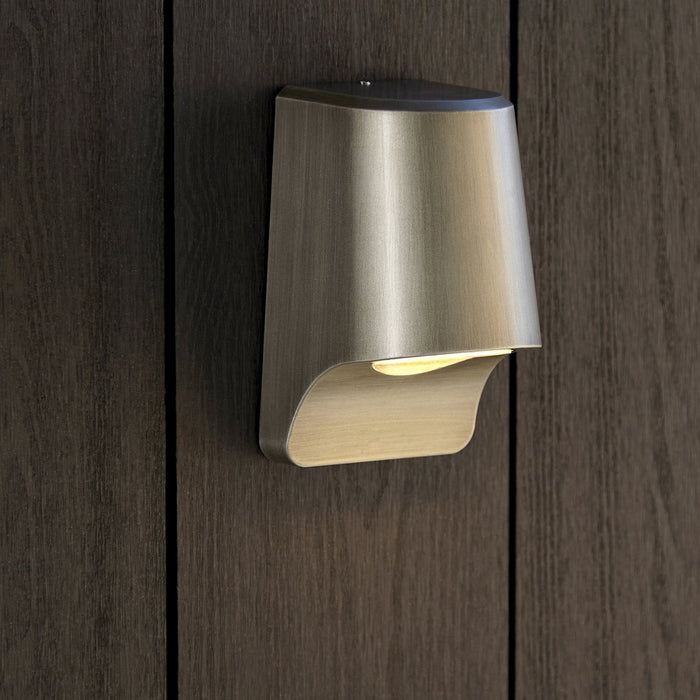 Endon 95536 Outdoor Wall LED Light Brushed Silver Finish And Frosted Glass
